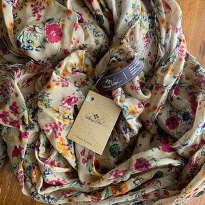 Patricia Nash scarf
